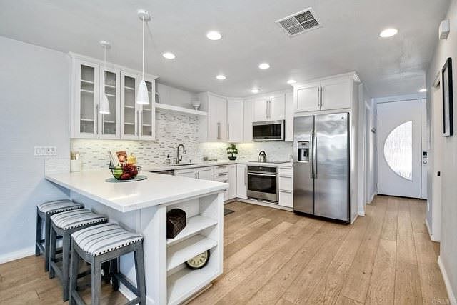 1st image of 922 Sealane Dr Unit C