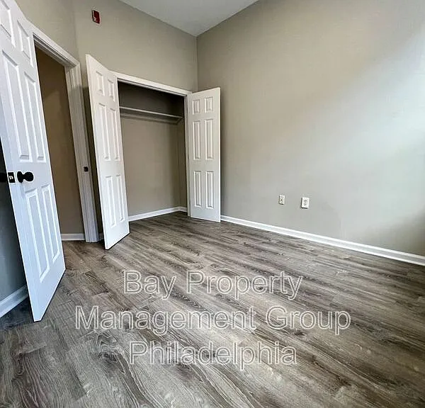 1844 Master St #1 — Photo 1