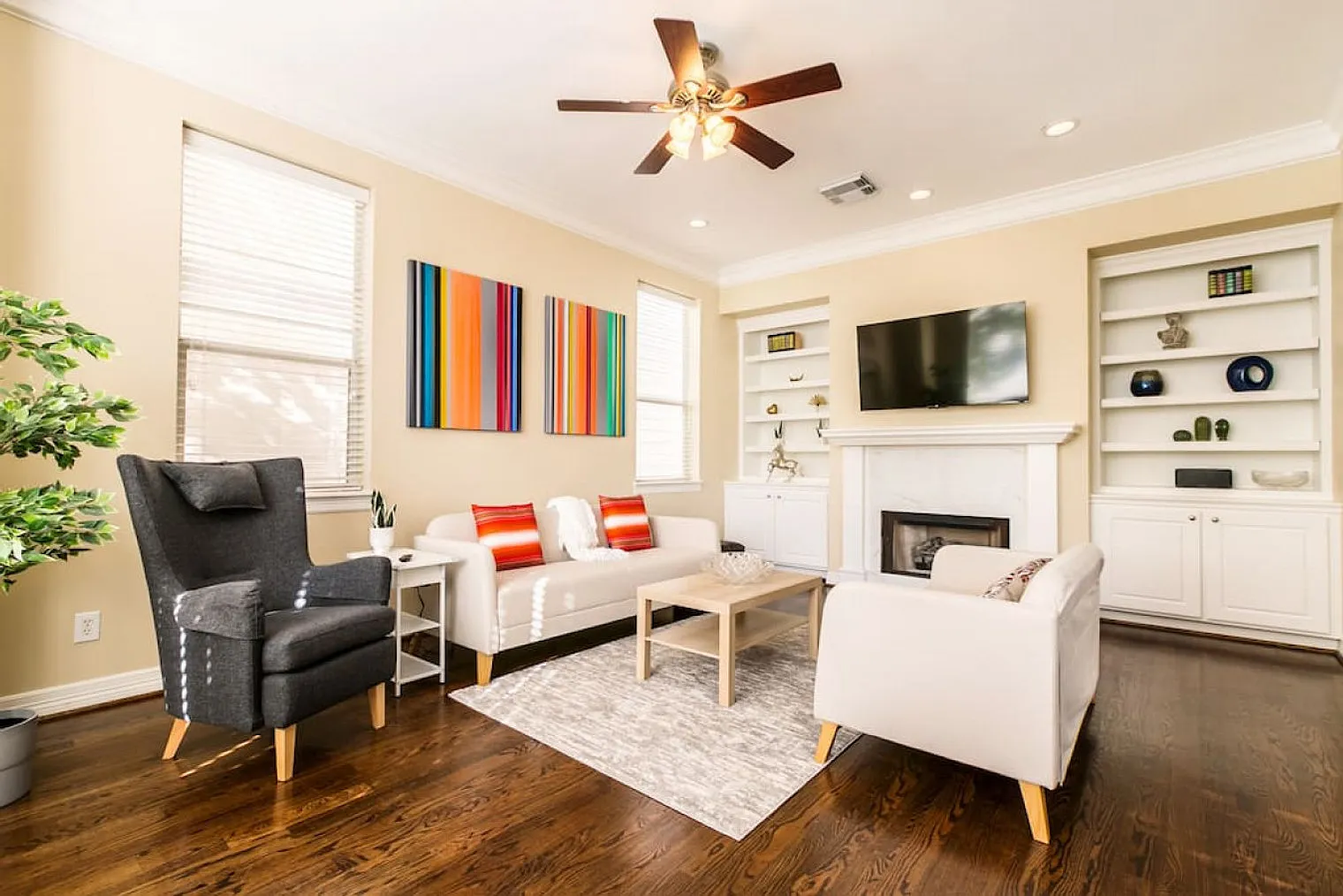 3 bed, 3.0 bath, $10,944 — Photo 1