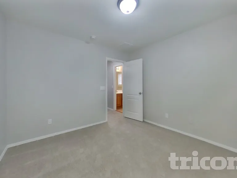 2546 W Sat Nam Way — Photo 11