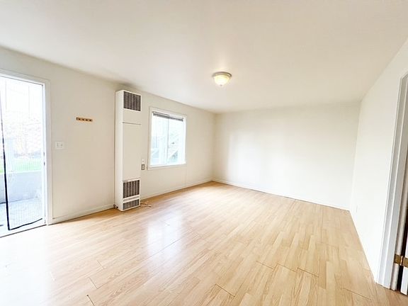 3rd image of 1736 4th St #17530443