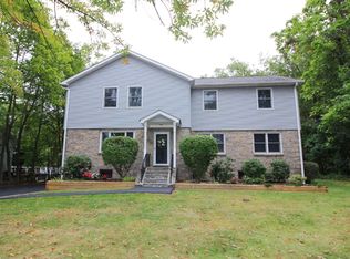 45 Kelly Ridge Rd, Carmel, NY 10512