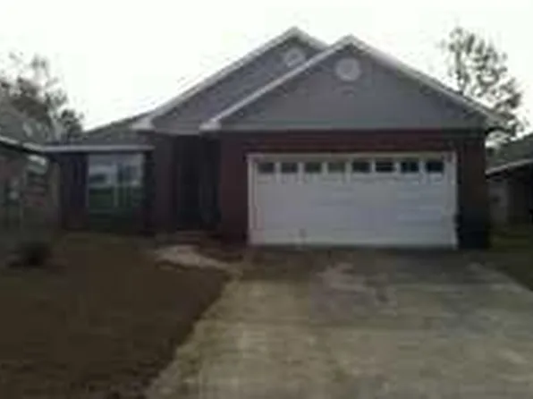 901 Magnolia Village Dr E, Mobile, AL 36695