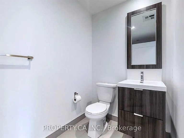 80 Vanauley St #315 — Photo 20
