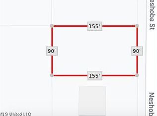 6615 Neshoba St, Biloxi, MS 39532