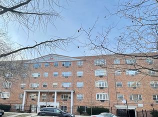 5920 N Kenmore Ave APT 209, Chicago, IL 60660