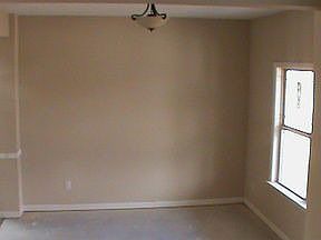 5th image of 3 Willow Trace Dr