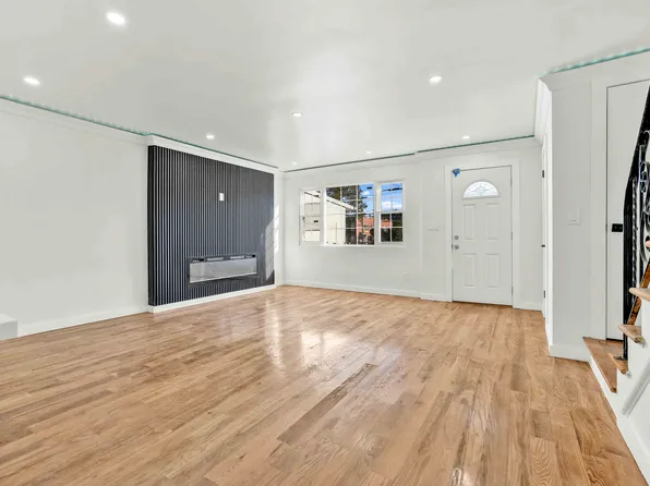 780 Hendrix Street image 5 of 25