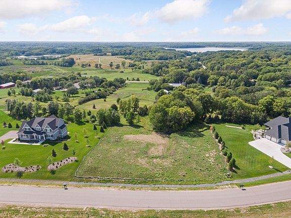 3rd image of 2898 Deer Hill Rd