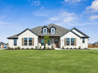 4511 Cowboss Rd, Waxahachie, TX 75165