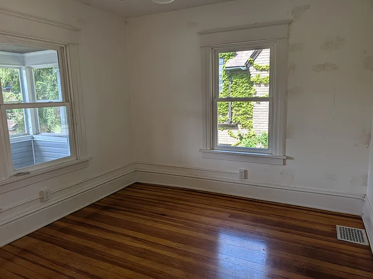 1851 E State St — Photo 14