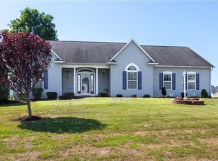 4231 Blue Beech Ln, Liverpool, NY 13090