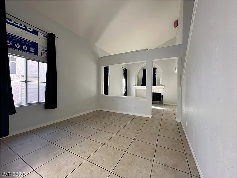 8275 Cedar Leaf Dr — Photo 4