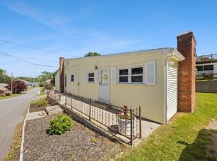 10 Lincoln Ave, Warren, RI 02885