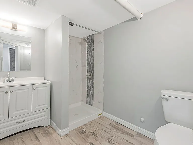 Full second bathroom at the third bedroom