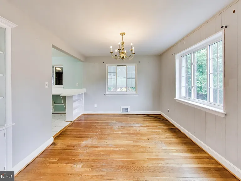 7215 Normandy Ln — Photo 5