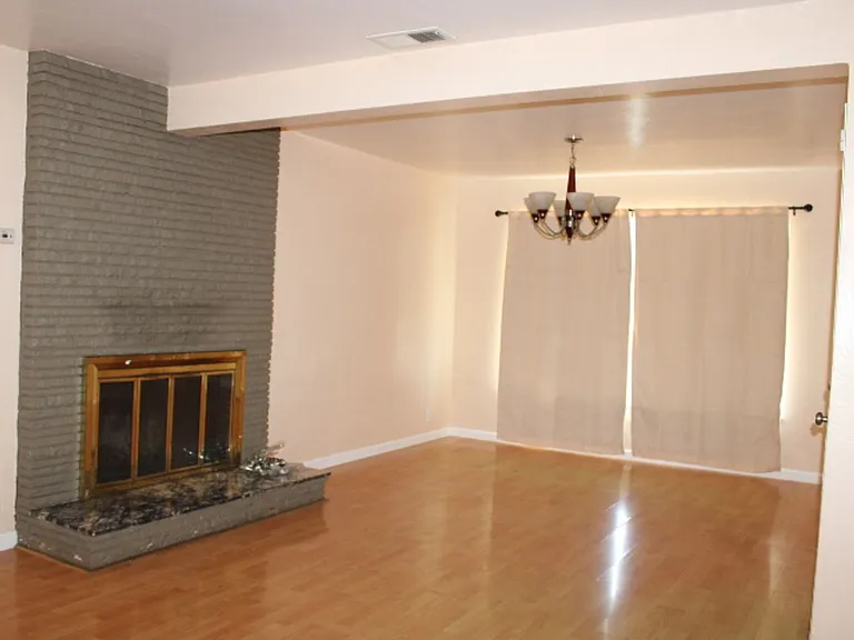 2337 Rumrill Rd — Photo 10