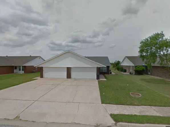 2205 W Roselawn St #2205, Rogers, AR 72756
