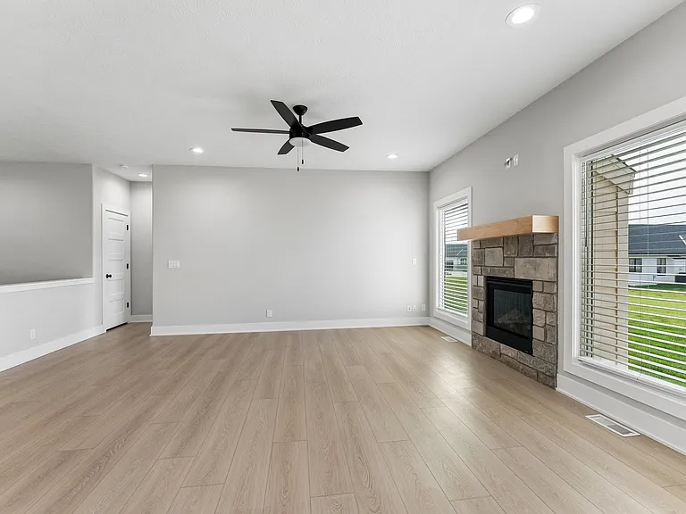 Vistancia Townhomes — Photo 10