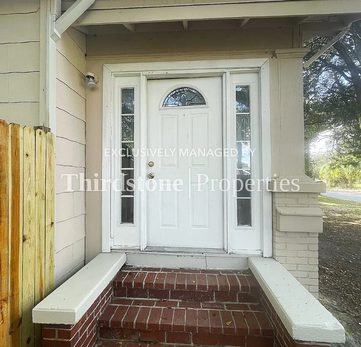 920 Alderside St, Jacksonville, FL 32208 — Photo 2