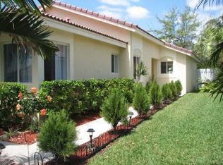 1020 SW 177th Way, Pembroke Pines, FL 33029