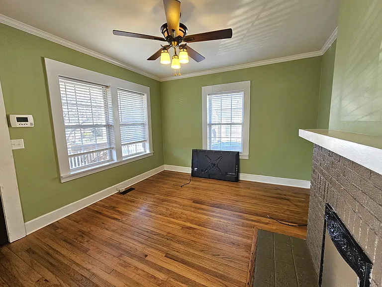 23 McAdoo Ave — Photo 6