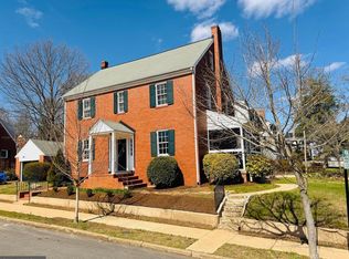 901 Monroe St, Fredericksburg, VA 22401