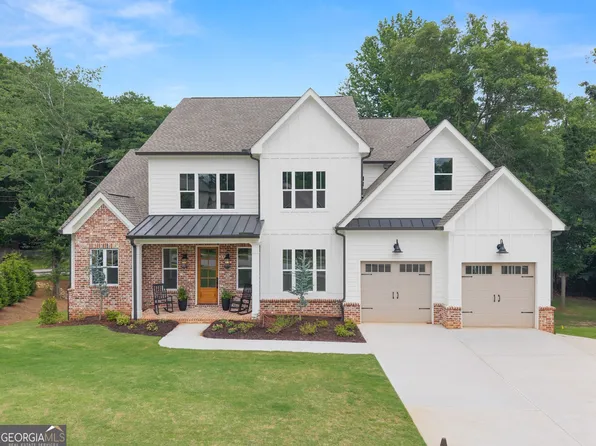 1017 Hartwell Xing, Gainesville, GA 30501