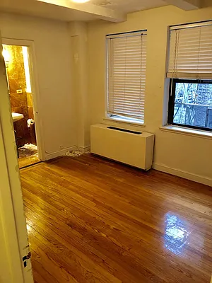 Rented by New York City Apartments | media 26