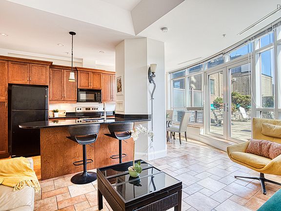3rd image of 1550 Dresden Row #701