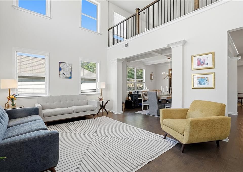 1st image of 2715 Ridge Manor Dr