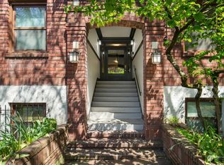 516 E Thomas St APT 102, Seattle, WA