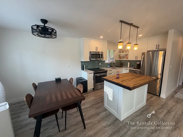 3758 Sefton St — Photo 10