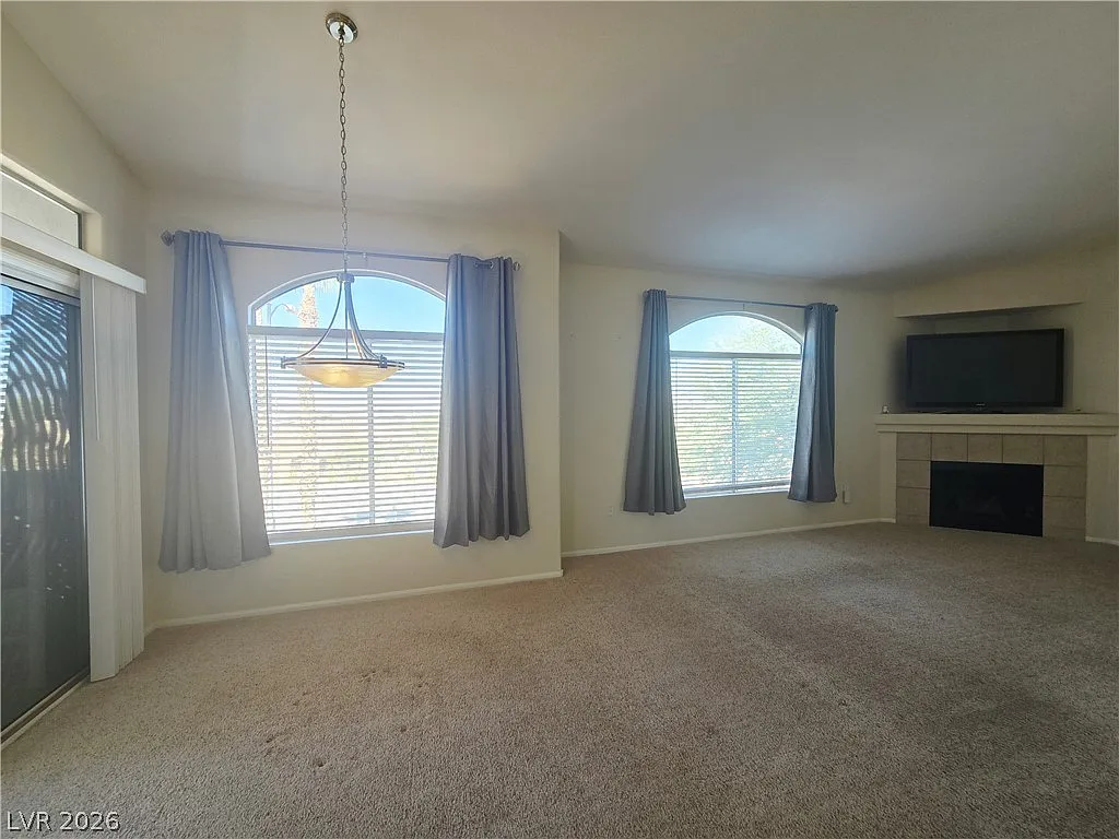 2 bed, 2.0 bath, 1042 sqft, $1,456 — Photo 4