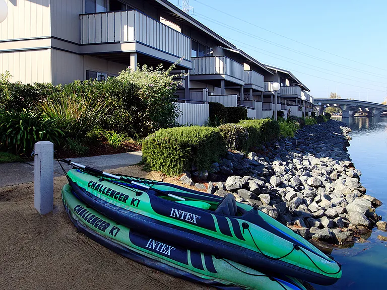 Shadow Cove — Photo 11