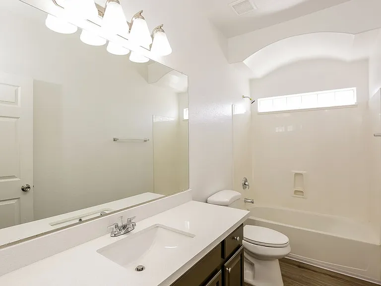 13311 W Stella Ln — Photo 16