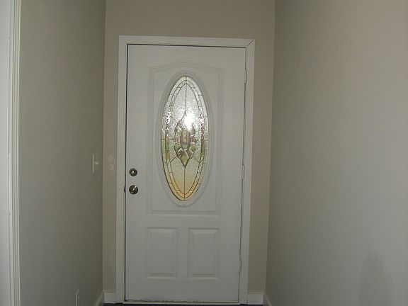 3rd image of 112 Lindsey Kyla Ct