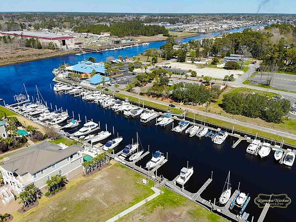 5th image of 1525 13th Ave. N #B-25 Dock Holidays Marina