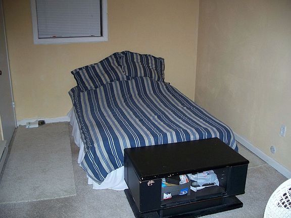 bedroom mother-in-law apt.