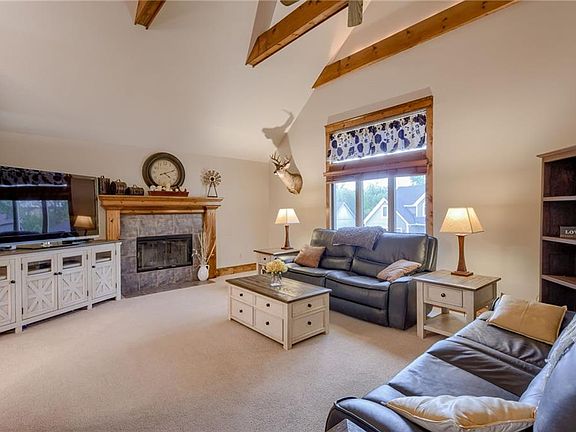 5th image of 204 Surrey Ct