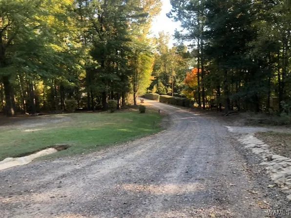 142 Lake Arnedra Rd, Coker, AL 35452