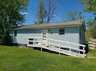 34 Jarrett Dr, Grafton, WV 26354