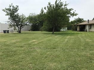 1537 Heritage Dr, Garland, TX 75043