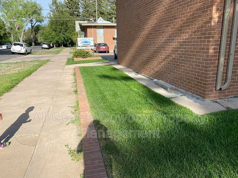 1000 E Garfield St #13 — Photo 17