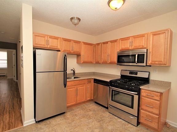 2nd image of 24-30 West Ave #3R