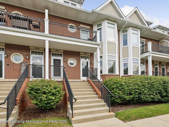 3rd image of 2032 Central Park Dr #5
