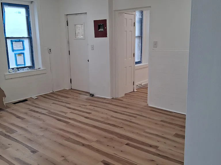 6639 Crowson St — Photo 10