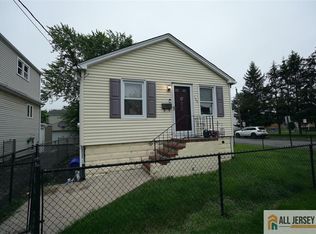 180 Correja Ave, Iselin, NJ 08830