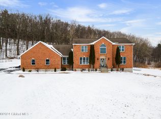 2680 Currybush Rd, Schenectady, NY 12306