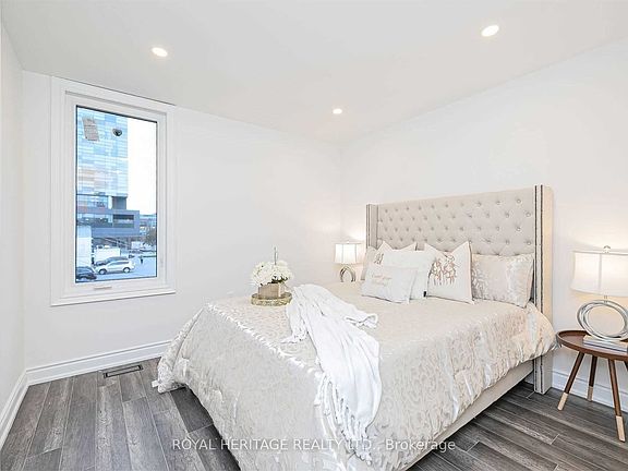 5th image of 66A Bellevue Ave